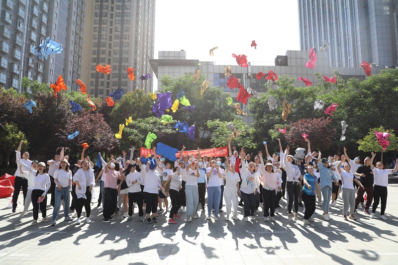 生態(tài)水泥：靠譜！金牌管家將暖心服務送到職工心坎里